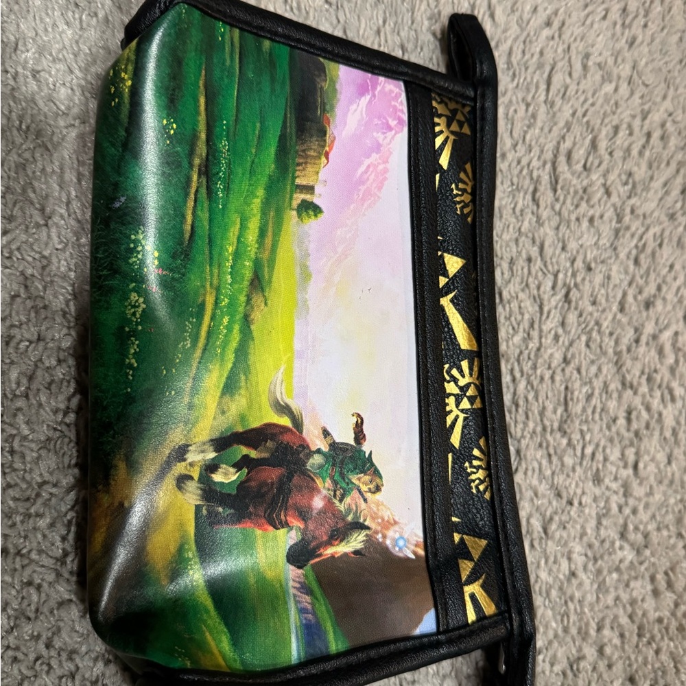 Legend of Zelda Green and Black Cosmetic Bag